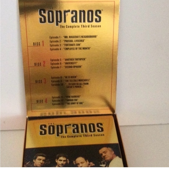 All 5 Seasons of The Sopranos all 20 DVD’s Pre Owned but like new - Picture 9 of 13